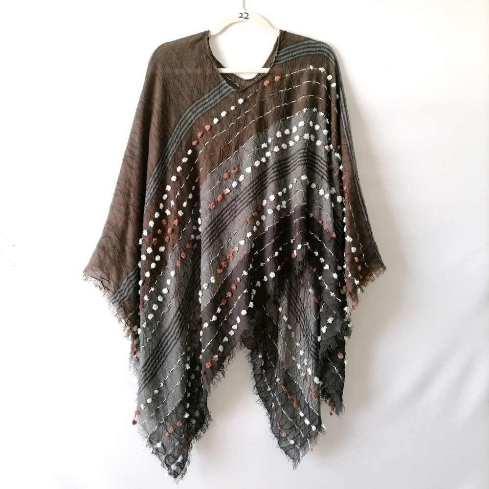 Demdaco Puff Textured Poncho - image 2